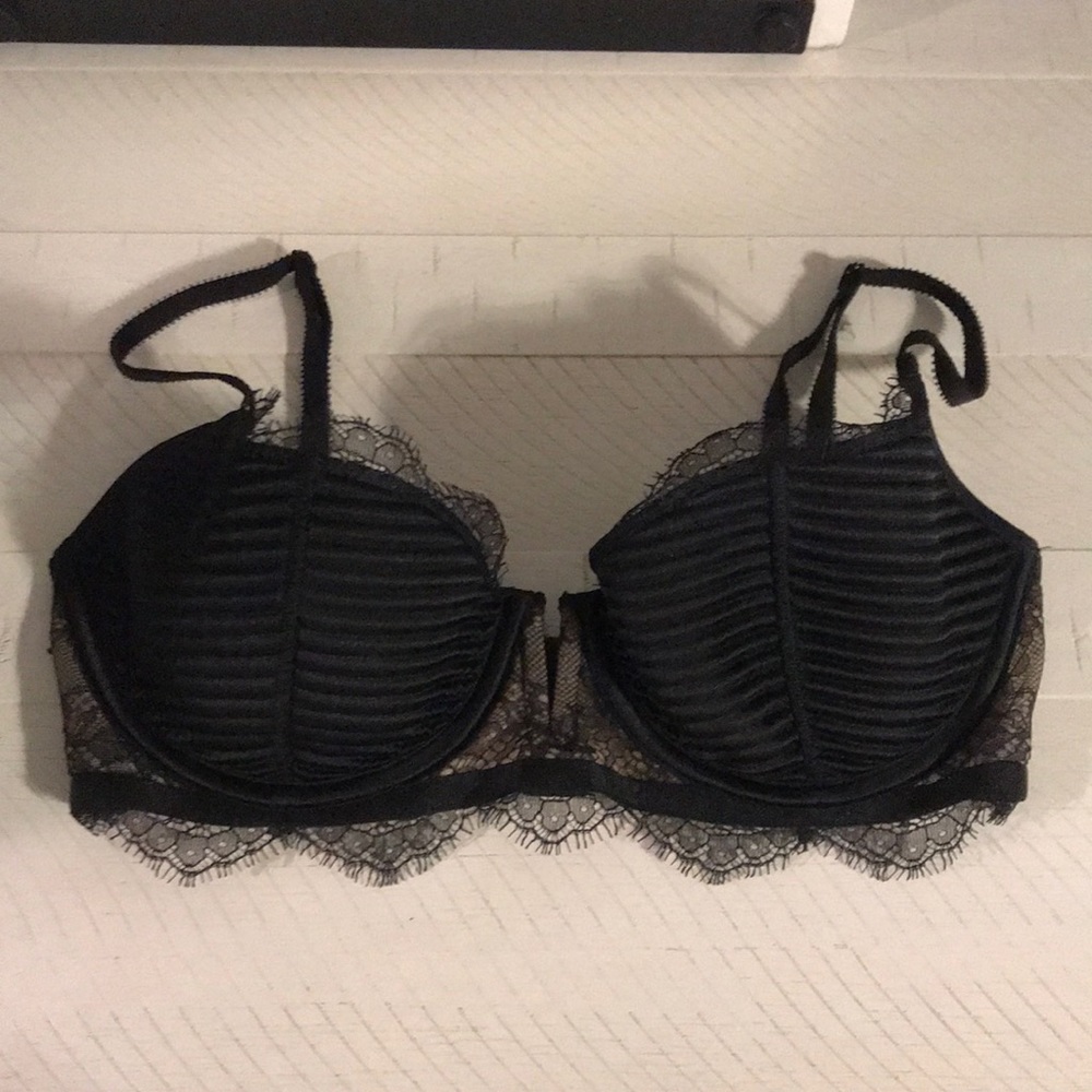 Victoria’s Secret Bra & Belt